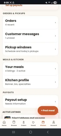 Kitchen dashboard screen showing orders, customer messages, pickup windows, meals, profile, and payout setup